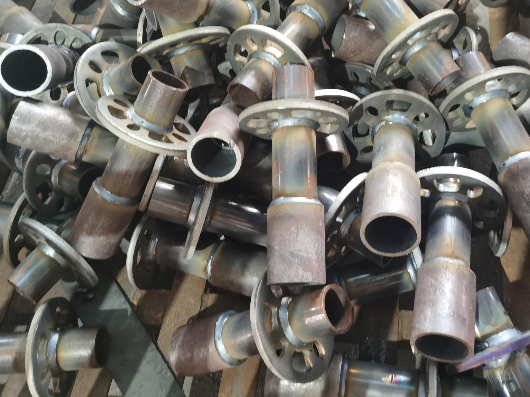 Base Collar Base kwelyo