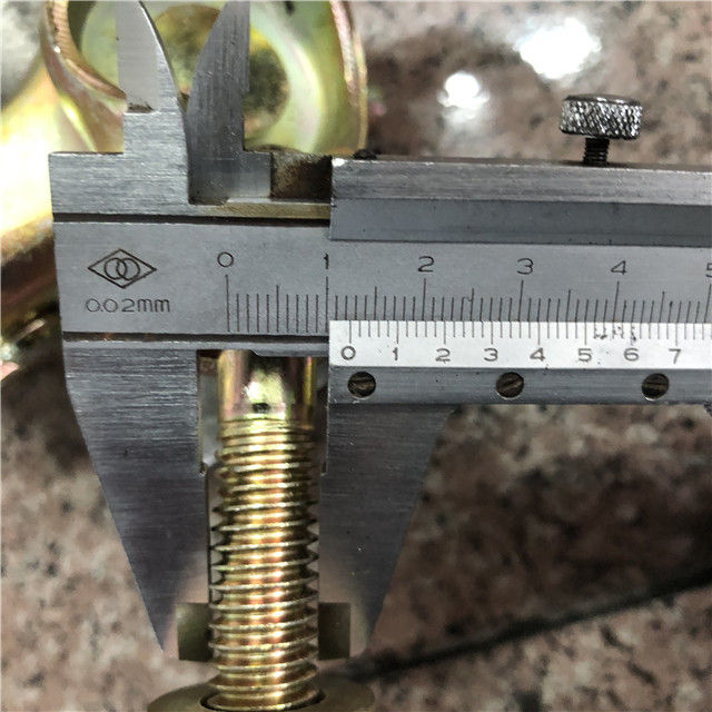 Pressed Swivel Coupler Show 04