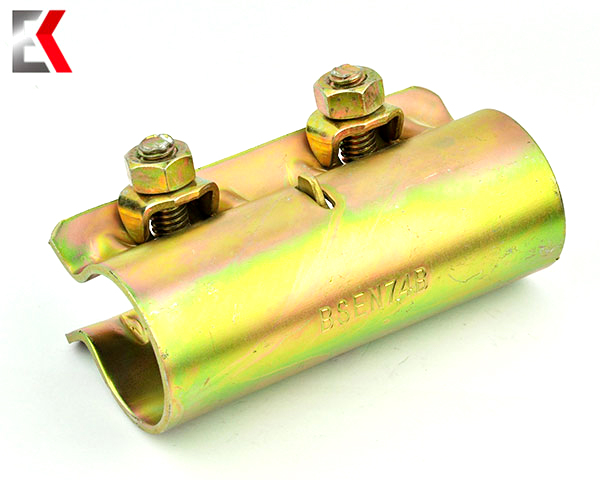 Pinindot ang mga coupler ng manggas