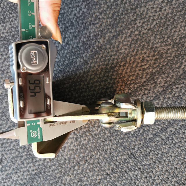 Pressed Board Coupler Show 03