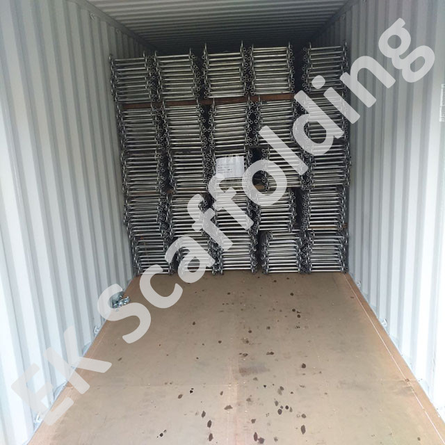 Scaffolding tuwid na hagdan