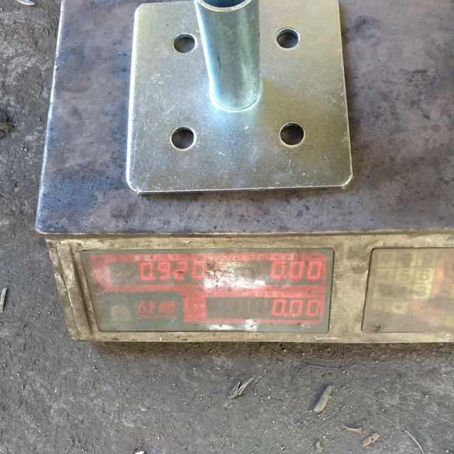 Tubular base plate 07