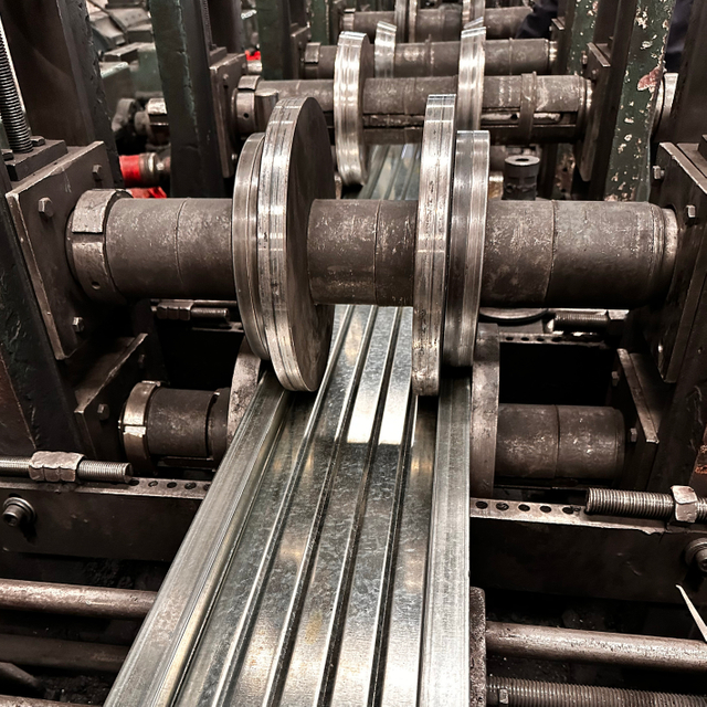 sarado na bakal na tabla