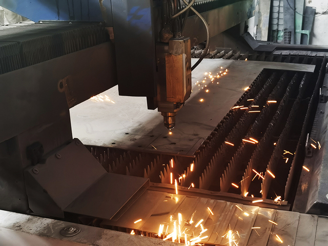 Laser Cutting Machine