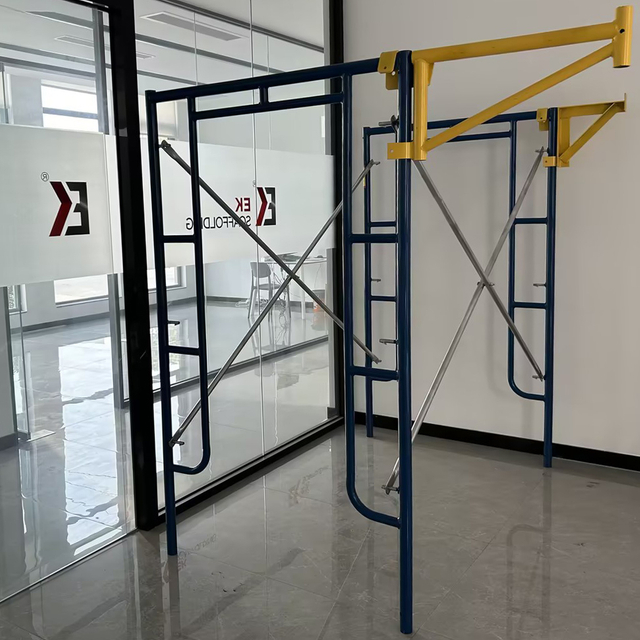 Maglakad sa Scaffolding