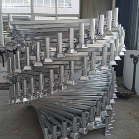 Ang mga accessories ng scaffolding ay ipininta ang galvanized na palyete ng bakal