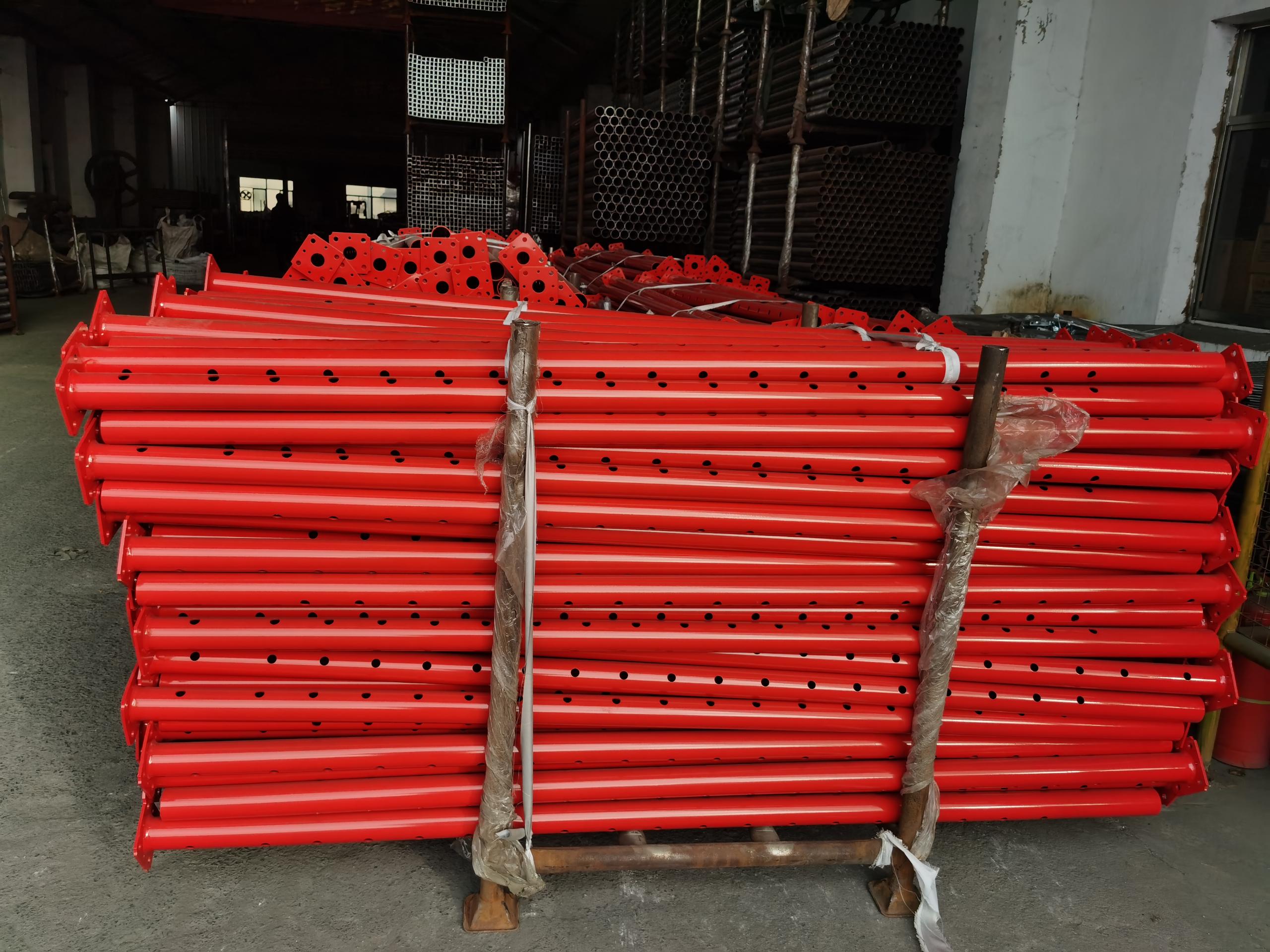 Malakas na tungkulin na props ng bakal