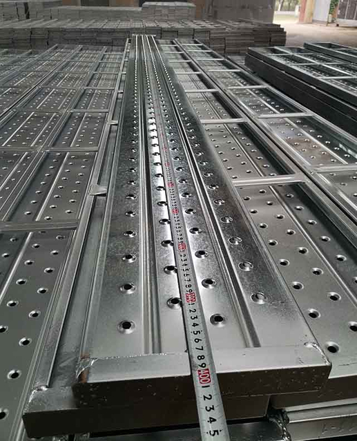 Galvanized steel plank scaffolding walk boards
