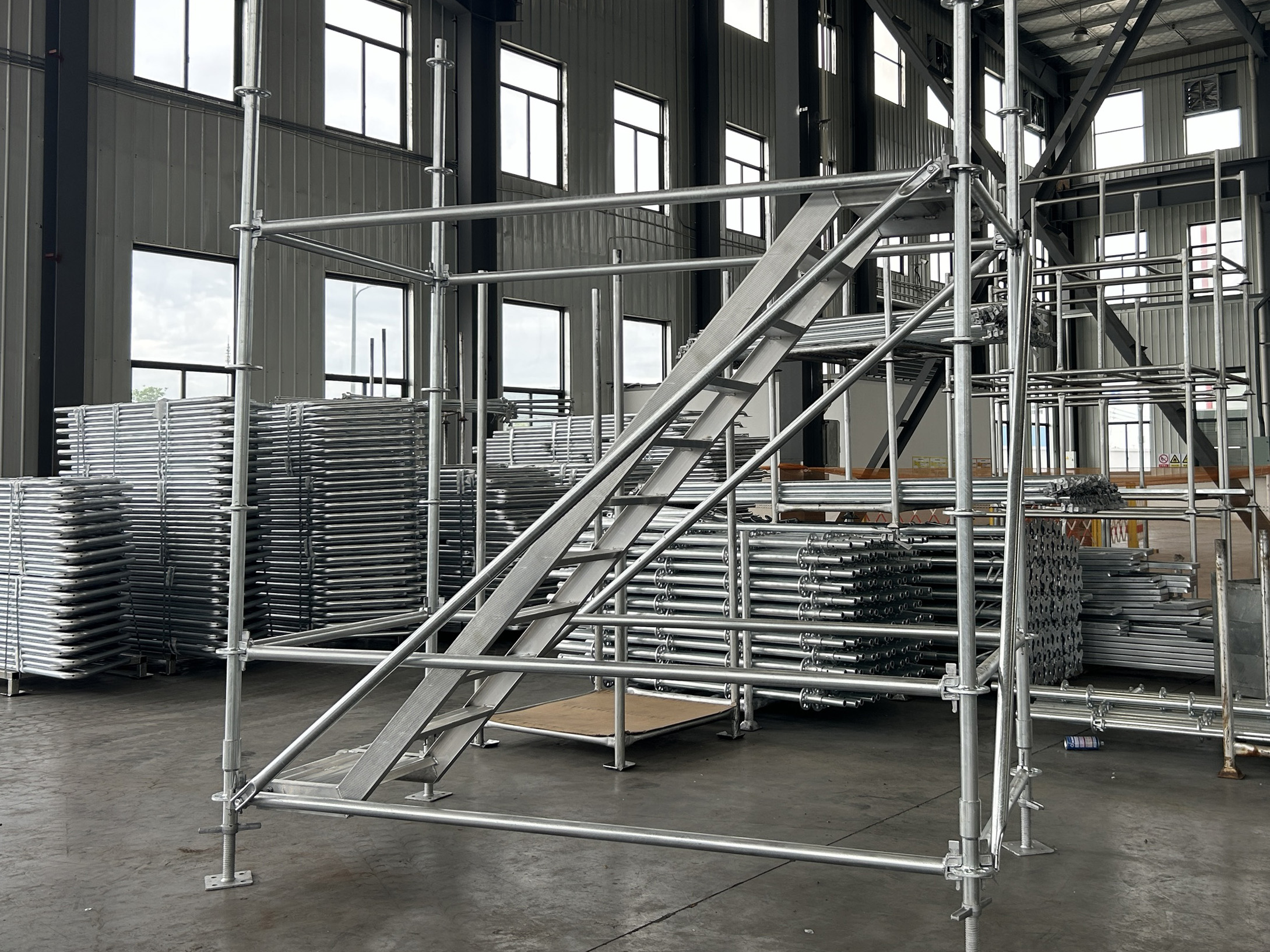 Paano Gumamit ng Ringlock Scaffolding Ligtas?