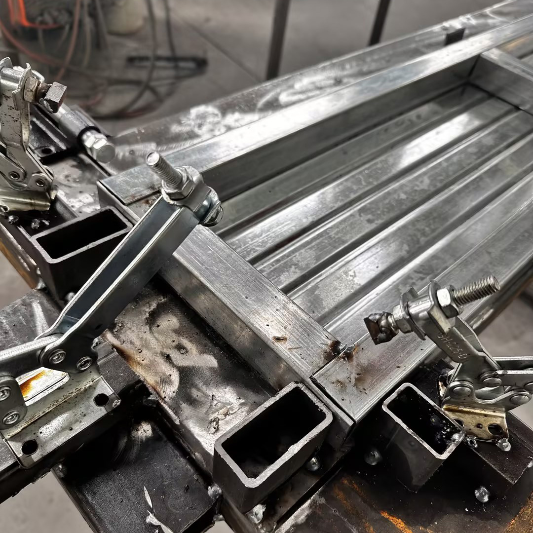 sarado na bakal plank 