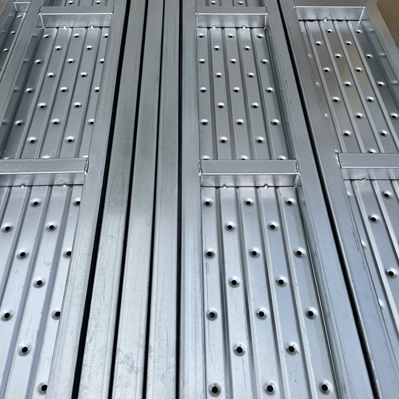 papan pejalan kaki perancah