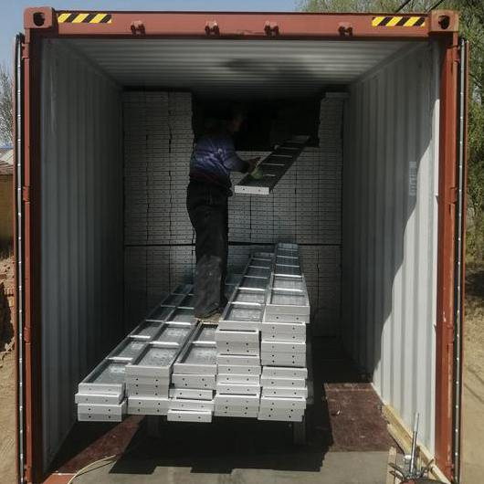 Mataas na kalidad na galvanized steel scaffolding walk boards