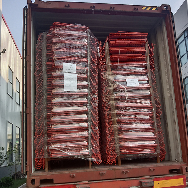 scaffolding trap door