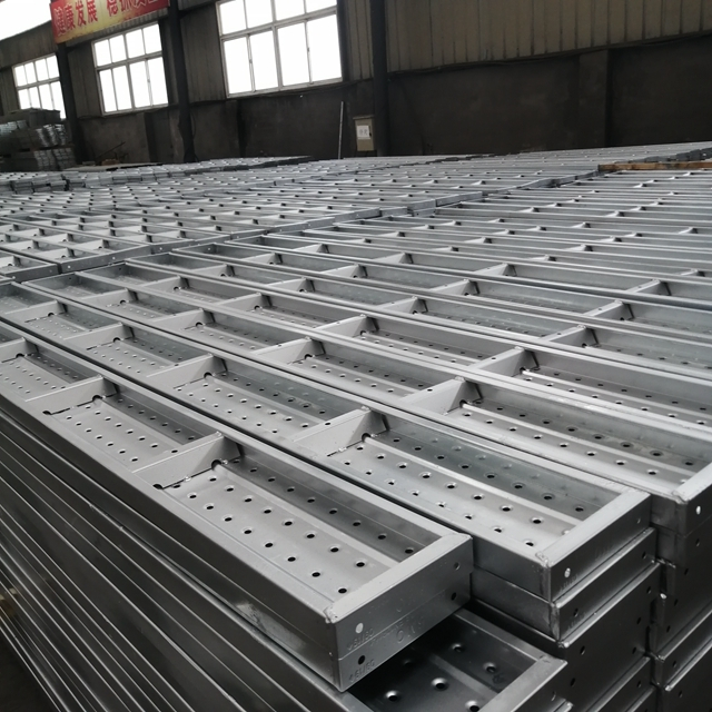 Galvanized Trapezoid Support Scaffolding Walk Boards para sa Konstruksyon