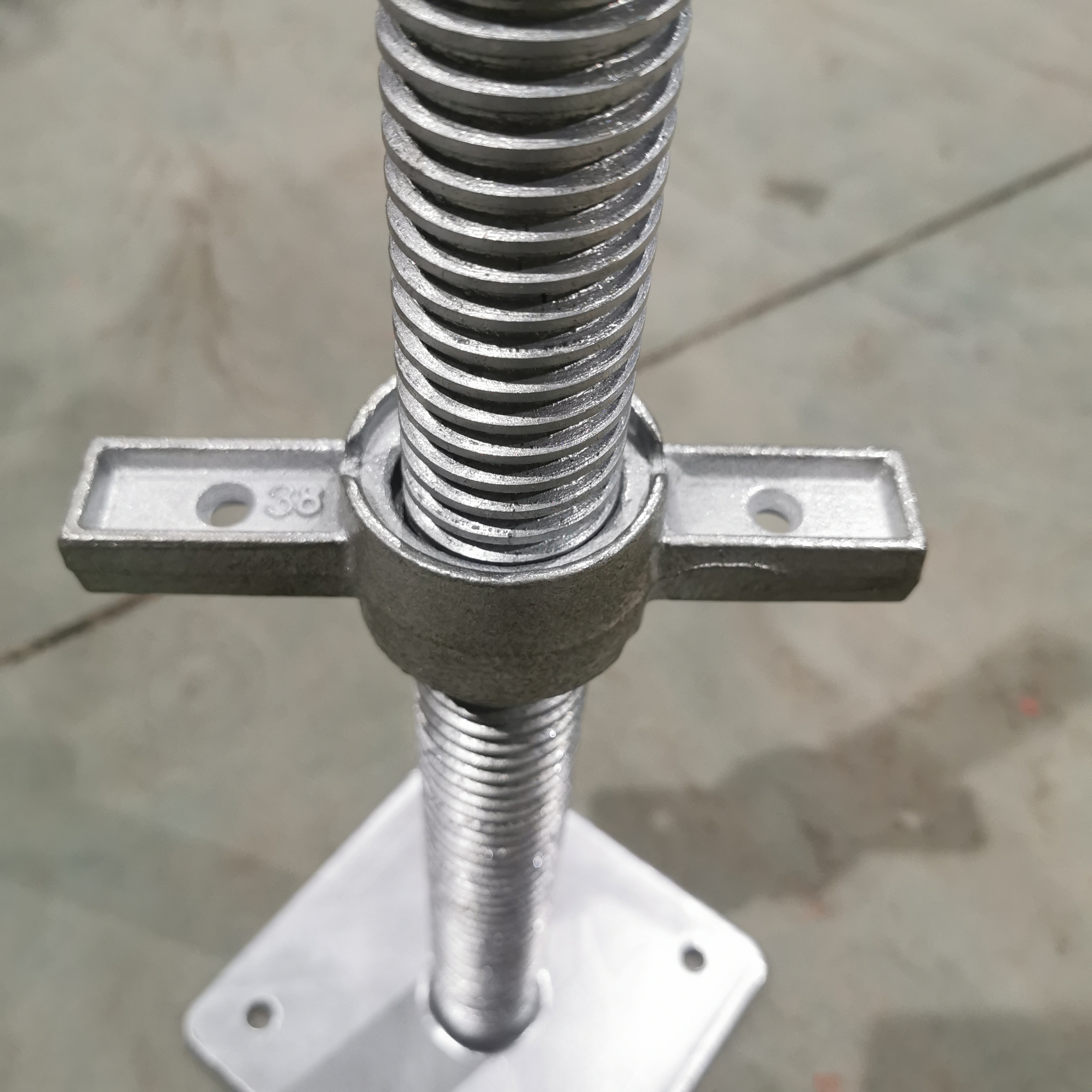 Solid screw jack