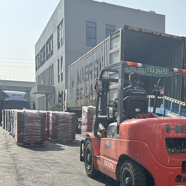 nababaligtad na ladder access gate shipping