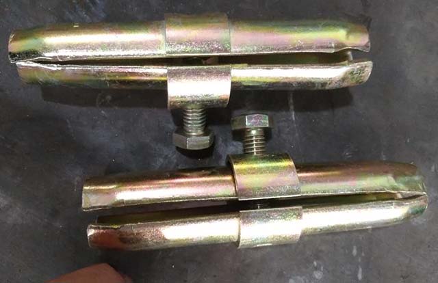 Pinindot ang magkasanib na pin 15