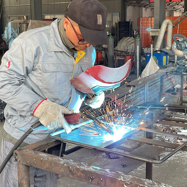 scaffolding trap door