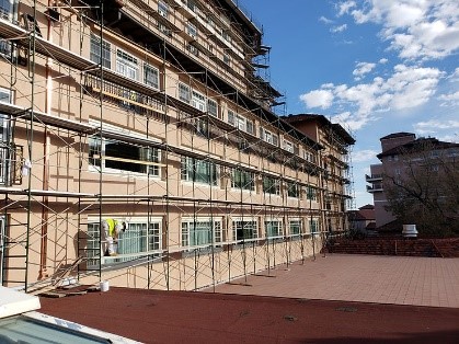 Mga aplikasyon ng paglalakad sa mga frame ng scaffolding