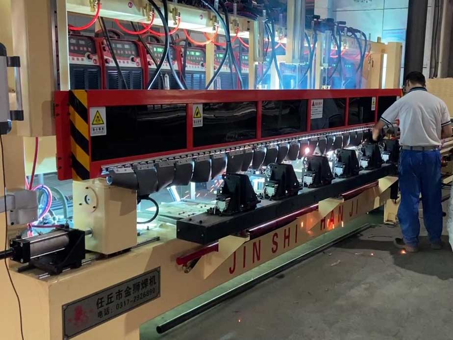 Magandang balita! Ang EK ay may mga bagong kagamitan - Standard Standard Awtomatikong Welding Machine