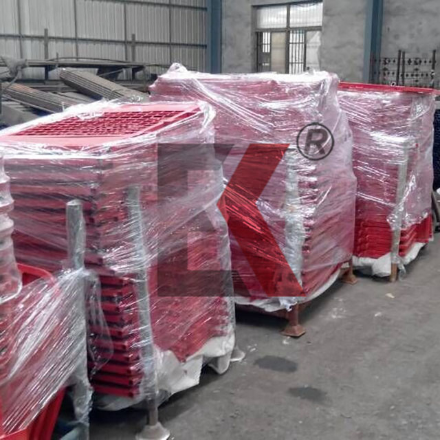 scaffolding trap door