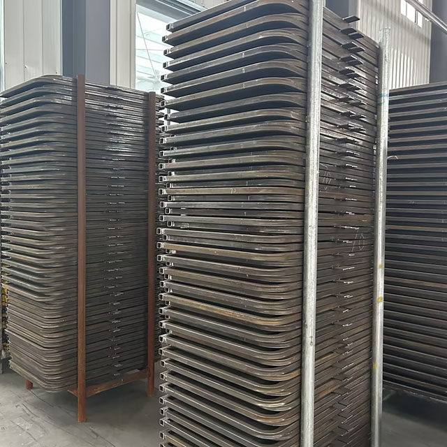 Reversible Ladder Access Gate