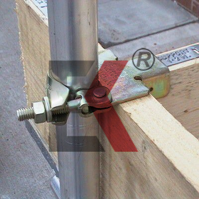 Ang scaffolding pinindot ang 90 degree guard board Coupler