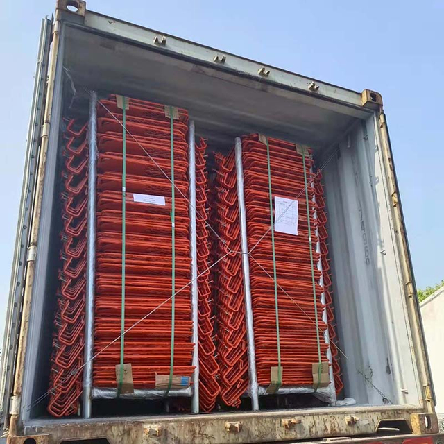 Scaffolding gate at pag -load ng bitag