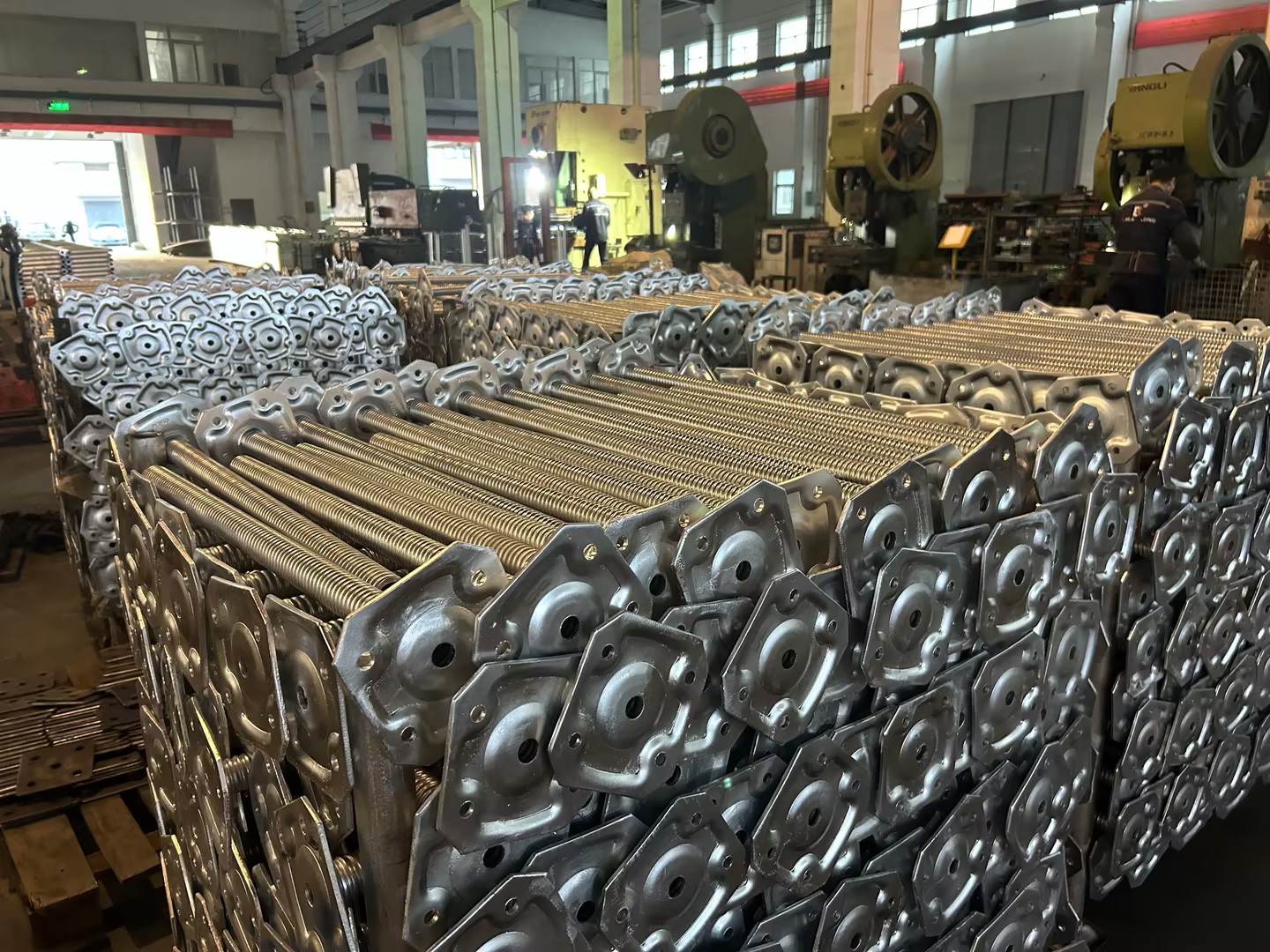 Ibinebenta ang Scaffolding Leveling Base Jack