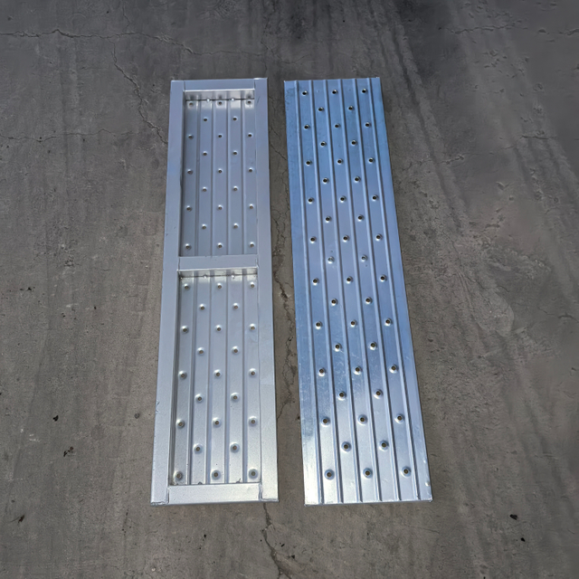 1.0m sarado na plank ng bakal