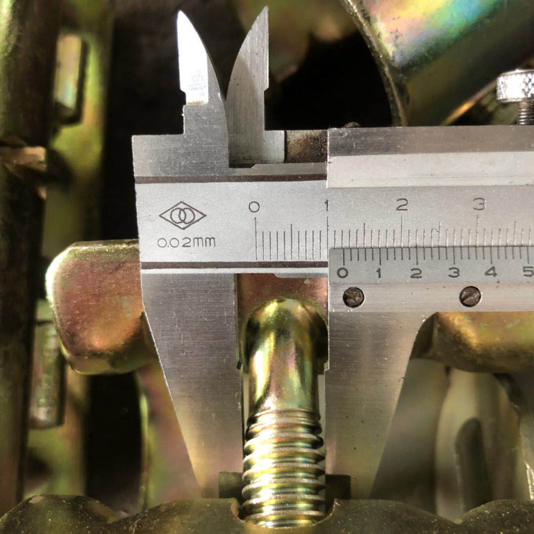 Pinindot ang manggas na coupler