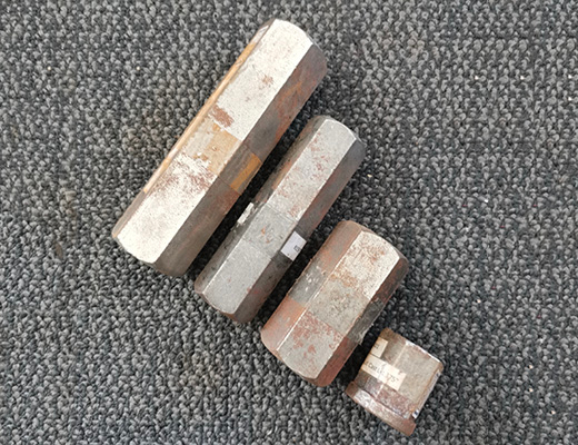 Formwork tie rod, wing nut at water stopper