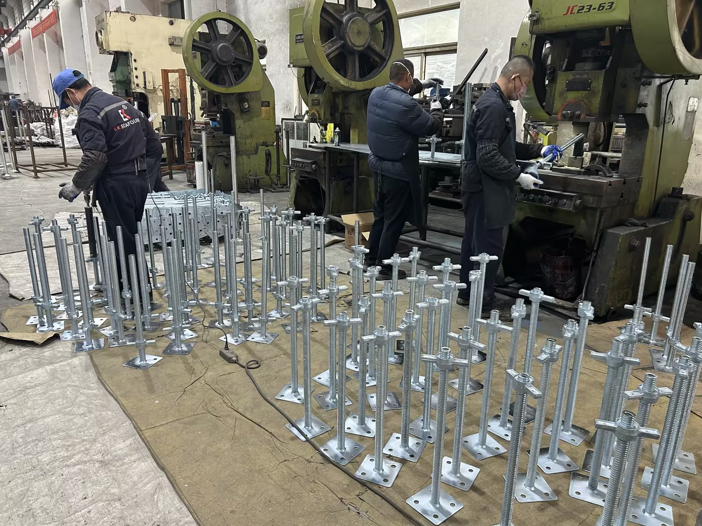 base jack i-install ang 