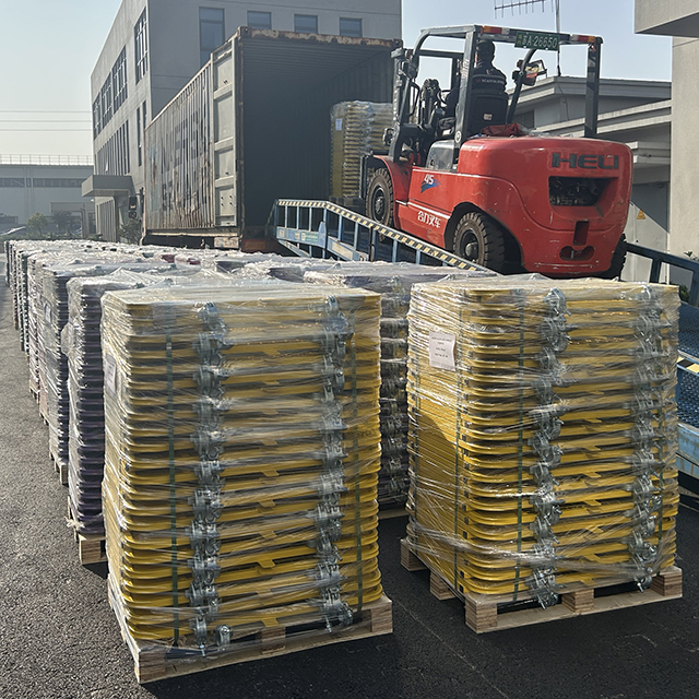 nababaligtad na ladder access gate shipping