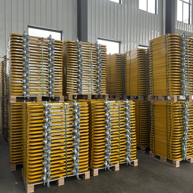 nababaligtad na gate ng pag-access sa hagdan