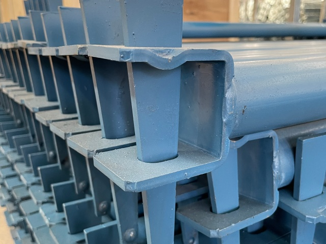 Kwikstage scaffolding ledger