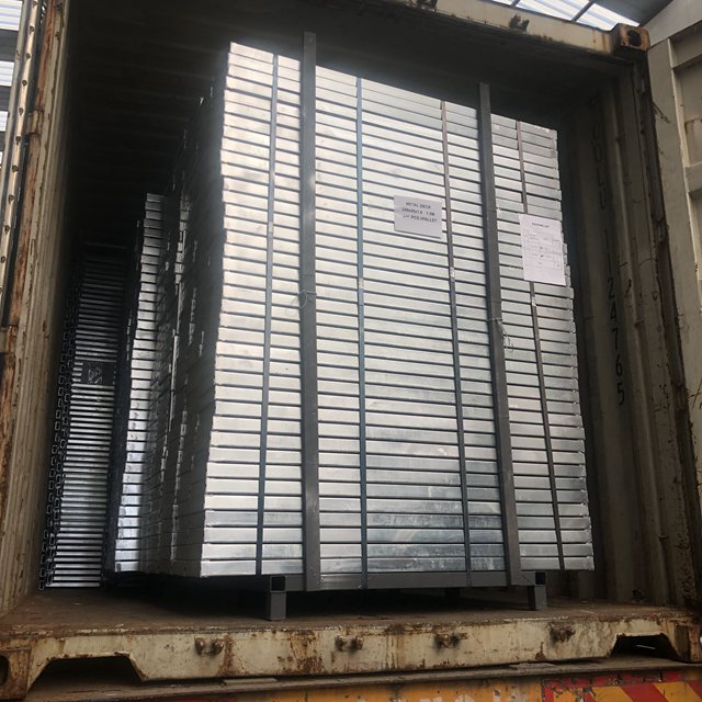 Ang BS1139 Hot-Dip Galvanized Scaffolding Walk Boards para sa gusali