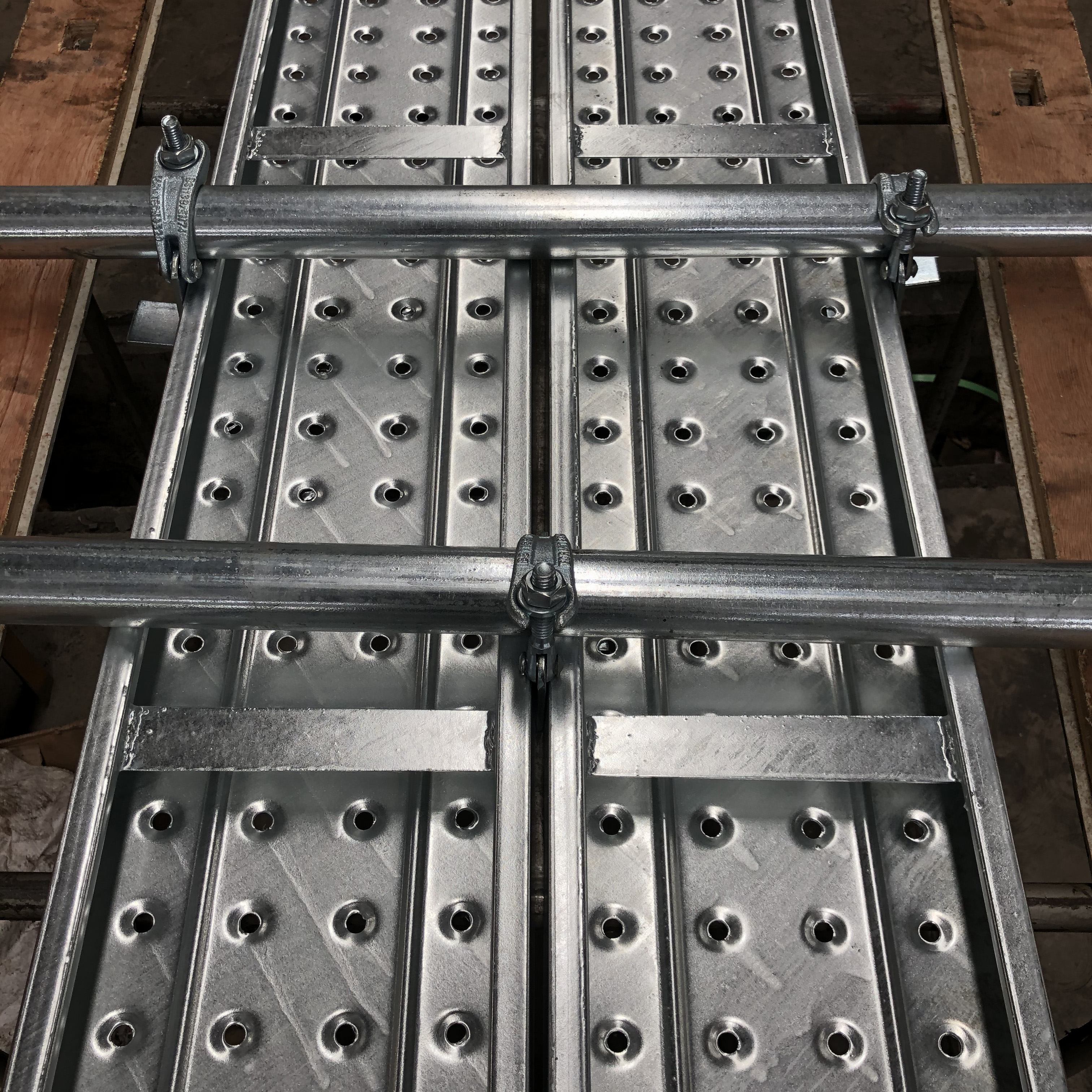 Board Retaining Coupler Packed 