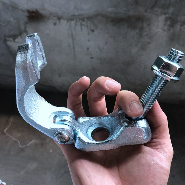 En74 scaffolding drop forged half swivel coupler